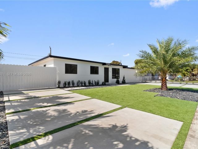 3-bedroom home for rent in Miami Gardens - 5420 NW 182nd St - MondialRealty