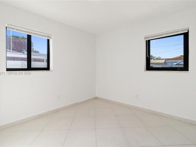3-bedroom home for rent in Miami Gardens - 5420 NW 182nd St - MondialRealty