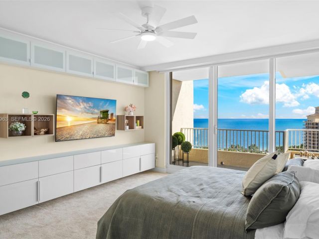 Apartment for rent  Unit #1802 - photo 7490502