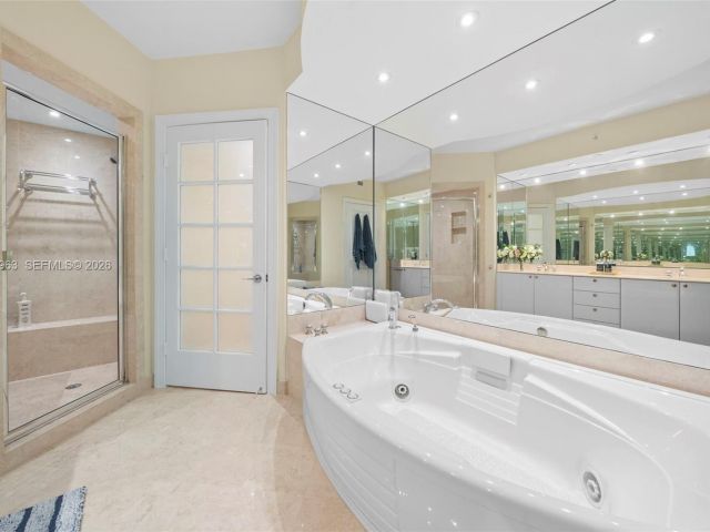 Apartment for rent  Unit #1802 - photo 7490505