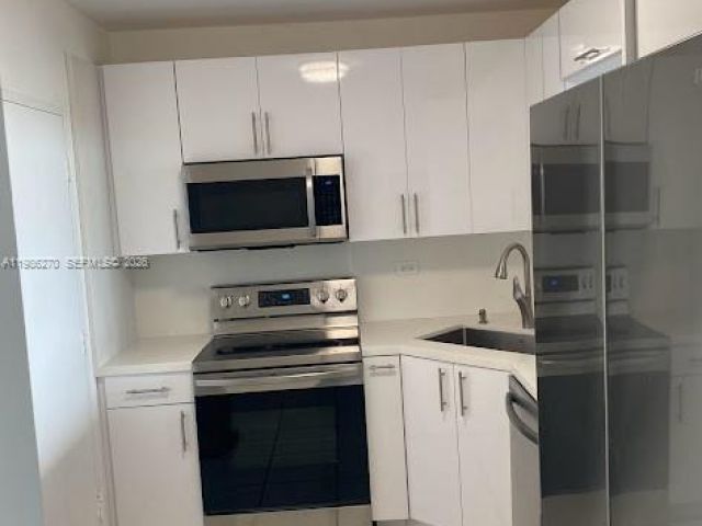 Apartment for sale  Unit #1524 - photo 7504379