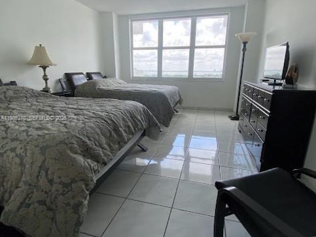 Apartment for sale  Unit #1524 - photo 7504392