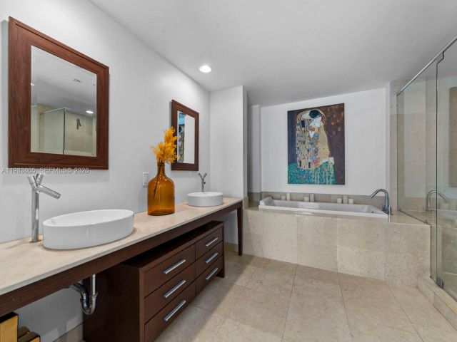 Apartment for sale  Unit # - photo 7510522