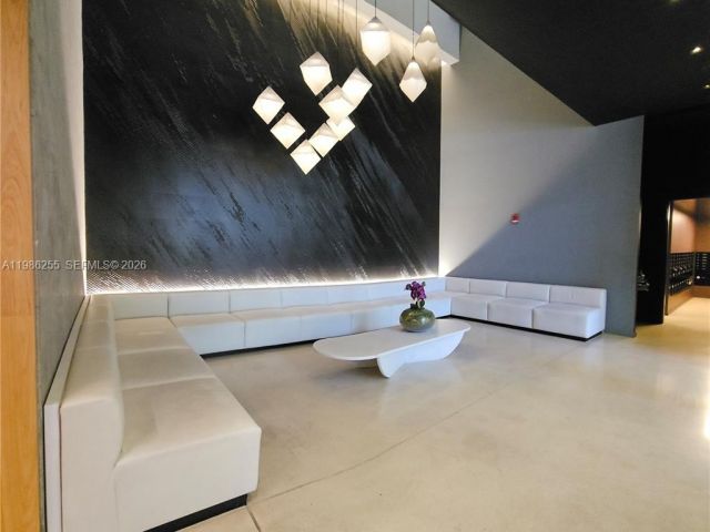 Apartment for rent  Unit #801 - photo 7467608