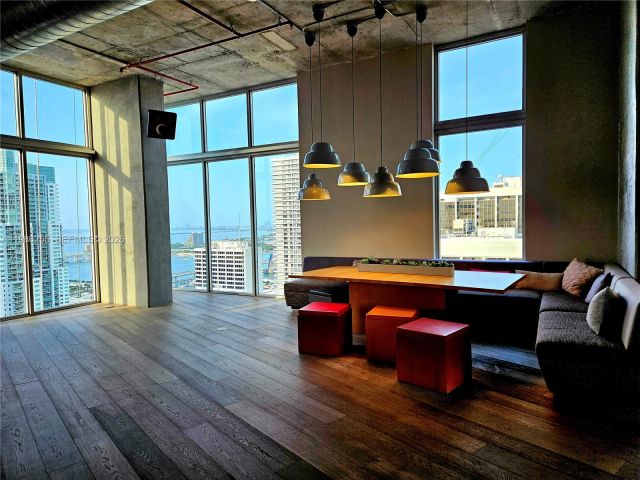 Apartment for rent  Unit #801 - photo 7467615