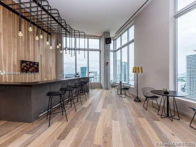 Apartment for rent  Unit #801 - photo 7467618