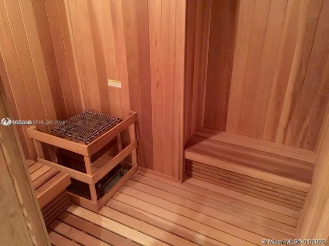 Apartment for rent  Unit #801 - photo 7467621