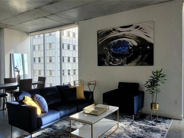 Apartment for rent  Unit #801 - photo 7467625