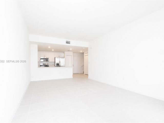 3-bedroom home for rent in Miami - 12476 SW 248th St 8 - MondialRealty