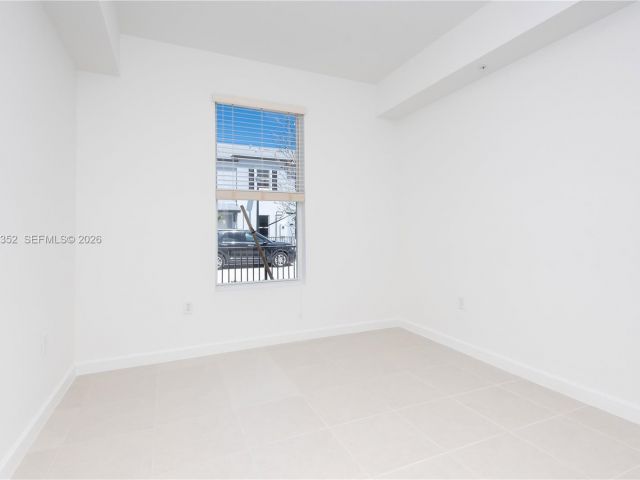 3-bedroom home for rent in Miami - 12476 SW 248th St 8 - MondialRealty