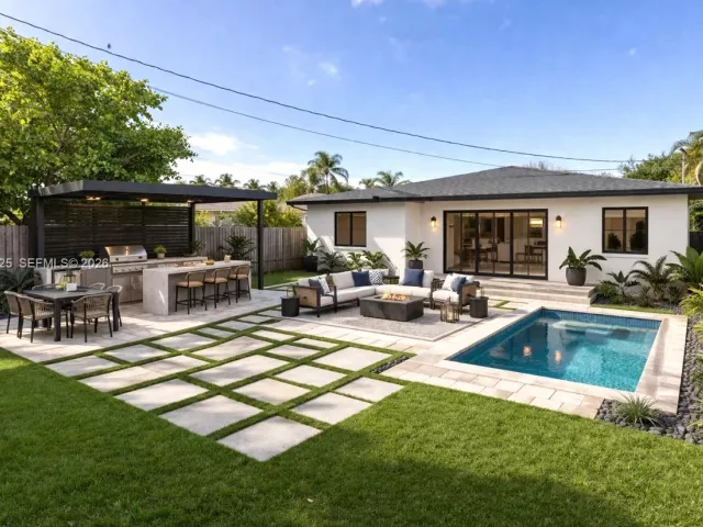 3-bedroom home for sale in Miami - 21330 NE 25th Ct - MondialRealty