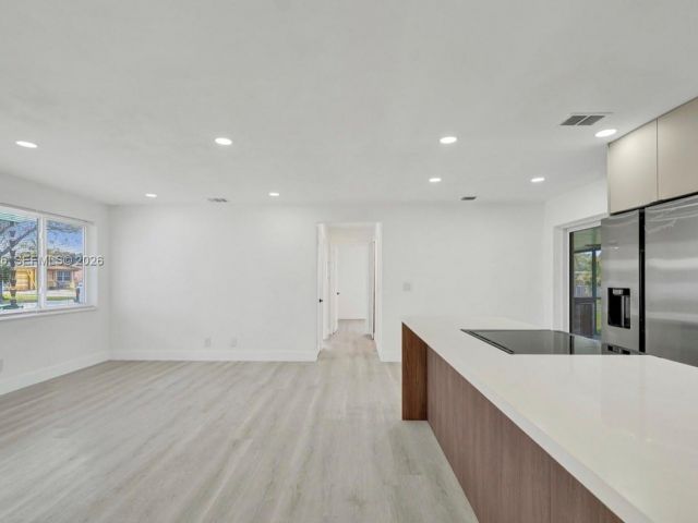 Home for sale at 5023 SW 93rd Ave - photo 7487052