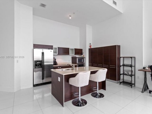 Apartment for rent  Unit #1016 - photo 7513689