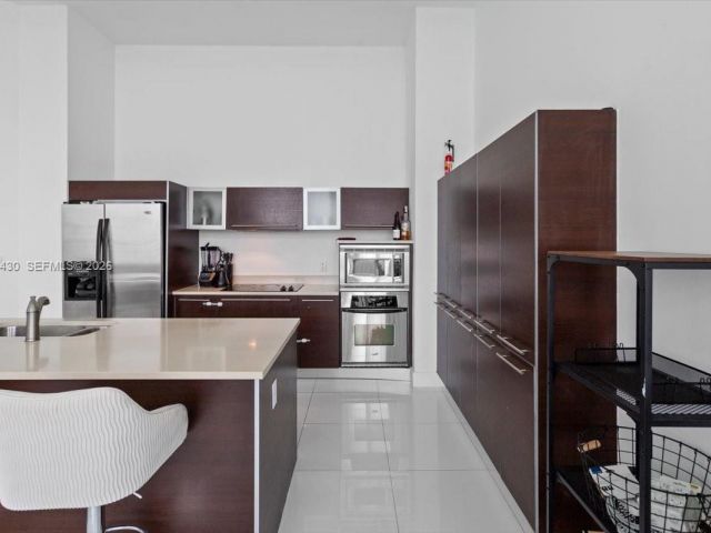 Apartment for rent  Unit #1016 - photo 7513692