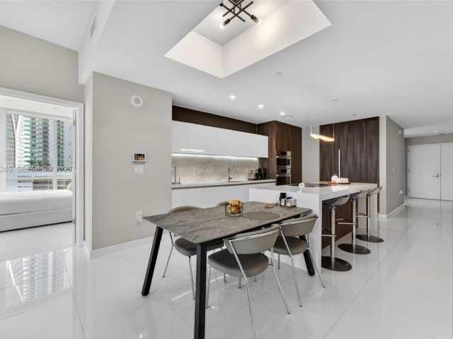 Apartment for rent  Unit #1101 - photo 7487766