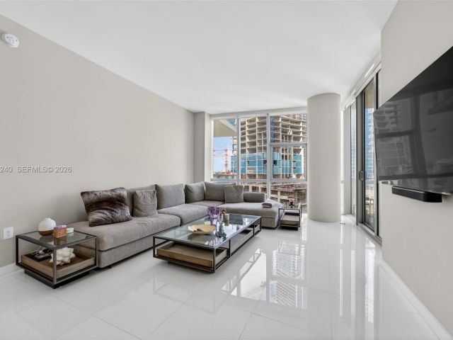 Apartment for rent  Unit #1101 - photo 7487771