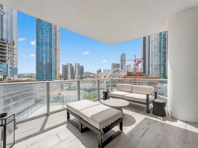 Apartment for rent  Unit #1101 - photo 7487772