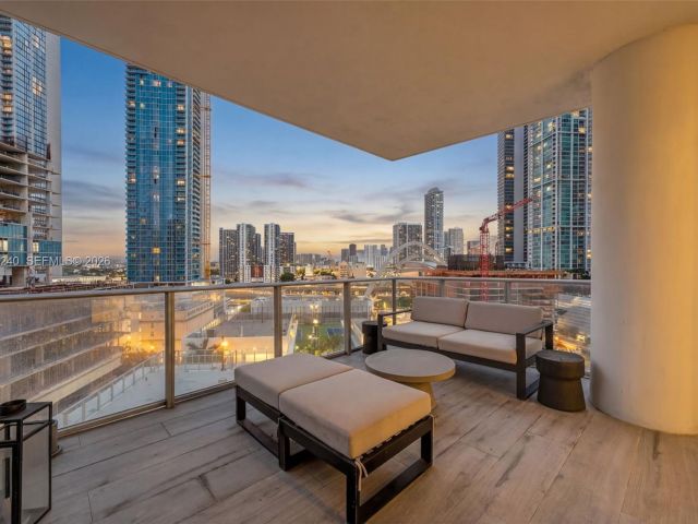 Apartment for rent  Unit #1101 - photo 7487773