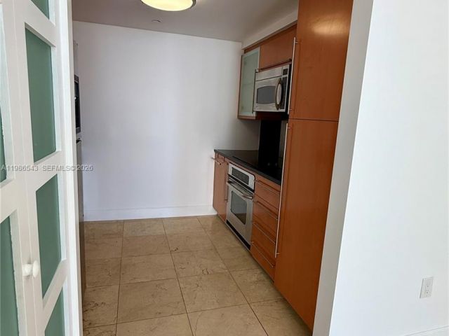 Apartment for sale  Unit #904 - photo 7501941