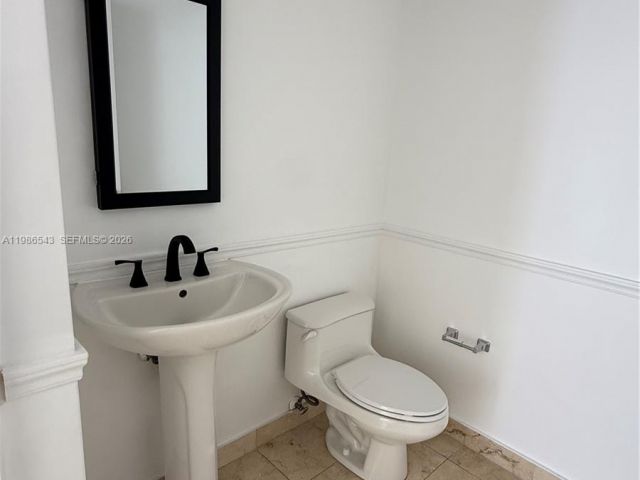 Apartment for sale  Unit #904 - photo 7501942