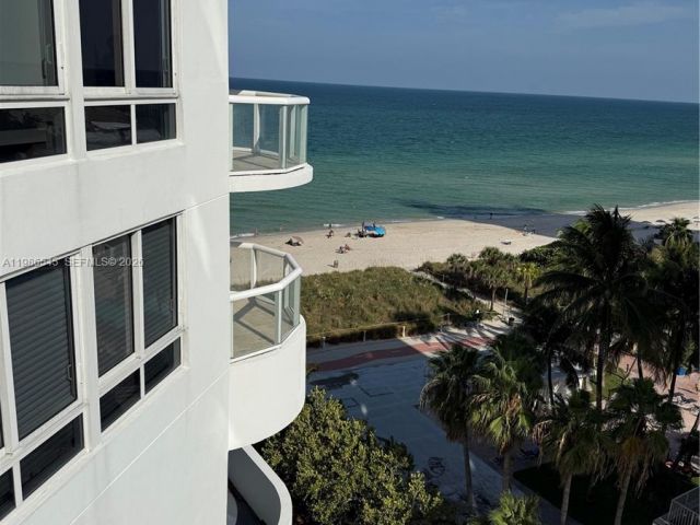 Apartment for sale  Unit #904 - photo 7501950