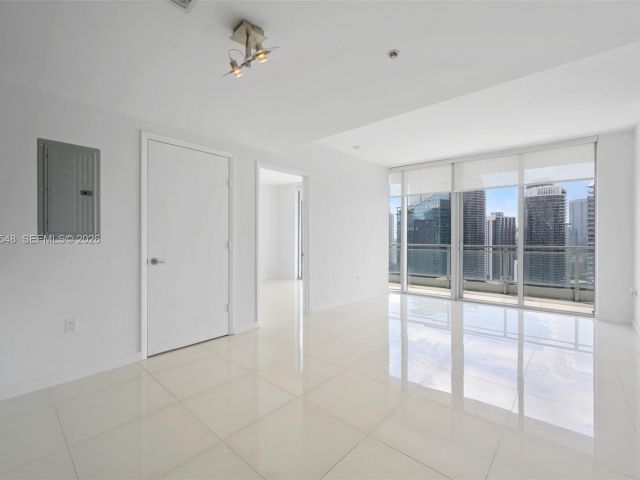 Apartment for rent  Unit #3902 - photo 7486699