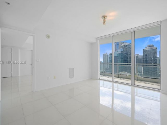 Apartment for rent  Unit #3902 - photo 7486708