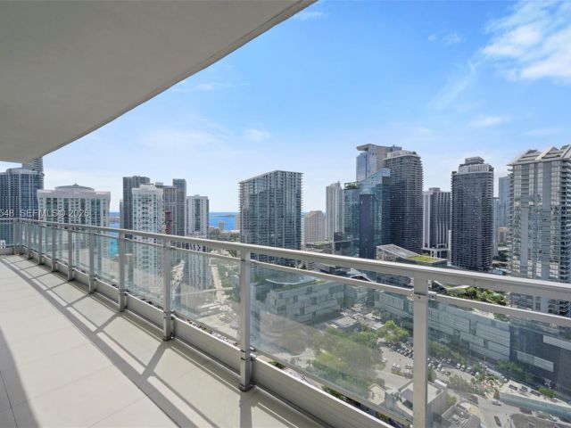 Apartment for rent  Unit #3902 - photo 7486717