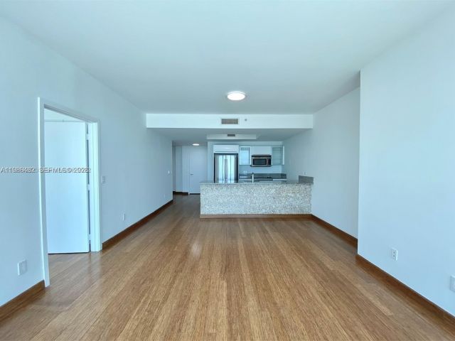 Apartment for rent  Unit #3106 - photo 7477922