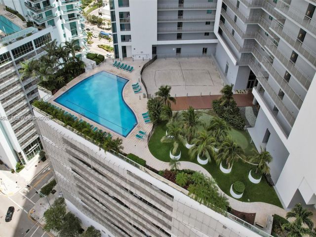 Apartment for rent  Unit #3106 - photo 7477930