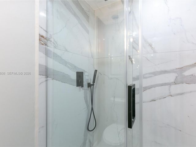 Home for rent at 1507 Harding St - photo 7471822