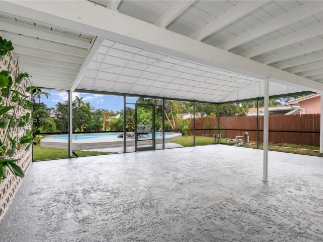 Home for rent at 1507 Harding St - photo 7471830