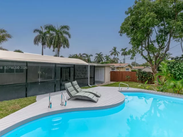 2-bedroom home for rent in Hollywood - 1507 Harding St - MondialRealty