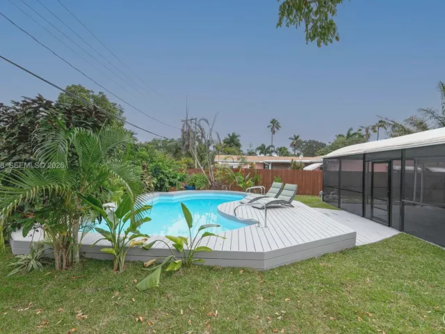 2-bedroom home for rent in Hollywood - 1507 Harding St - MondialRealty