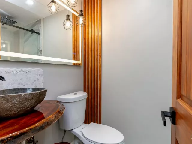 2-bedroom home for rent in Hollywood - 1507 Harding St - MondialRealty