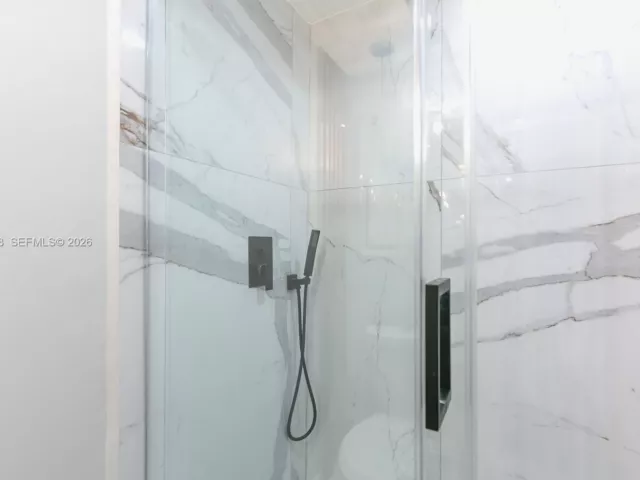 2-bedroom home for rent in Hollywood - 1507 Harding St - MondialRealty