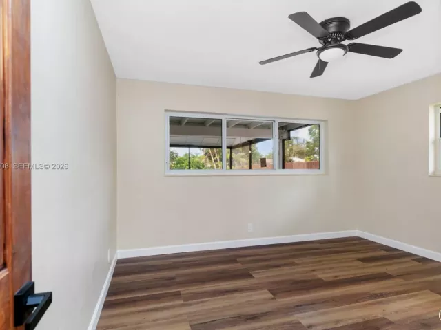 2-bedroom home for rent in Hollywood - 1507 Harding St - MondialRealty