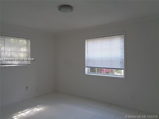 Home for rent at 1925 Thomas St 1925 - photo 7471875
