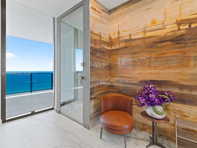 Apartment for rent  Unit #2201 - photo 7494314