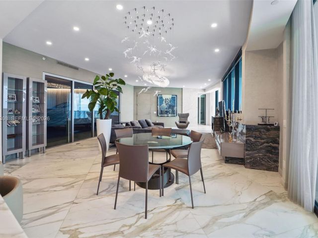 Apartment for rent  Unit #2201 - photo 7494317