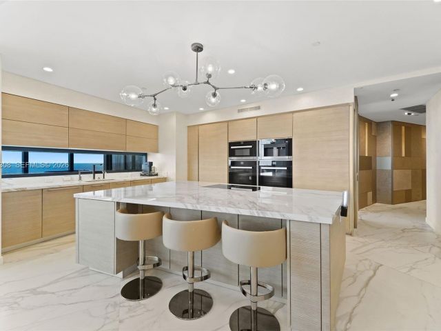 Apartment for rent  Unit #2201 - photo 7494319