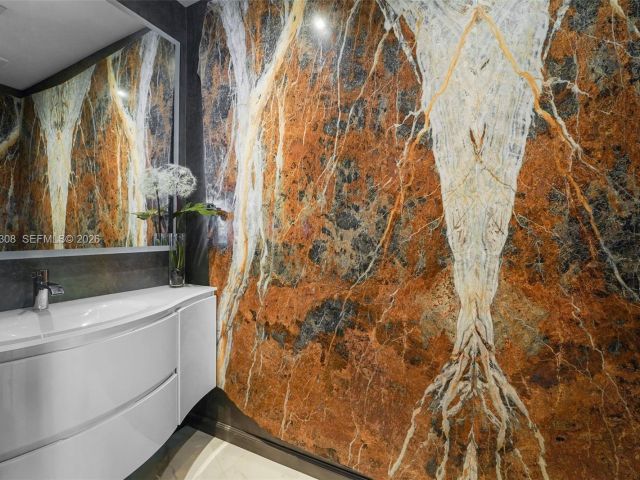 Apartment for rent  Unit #2201 - photo 7494321