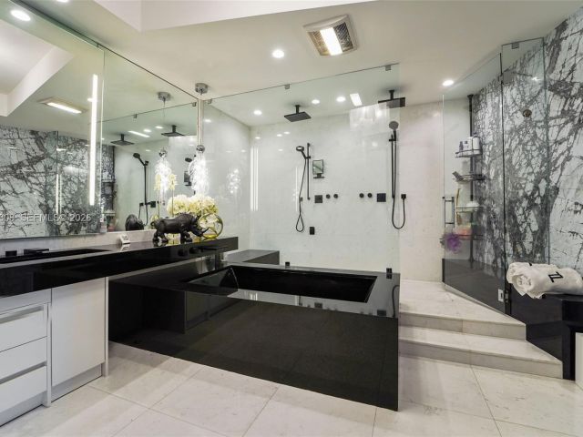 Apartment for rent  Unit #2201 - photo 7494325