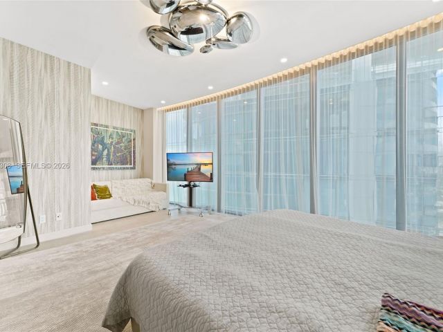 Apartment for rent  Unit #2201 - photo 7494329