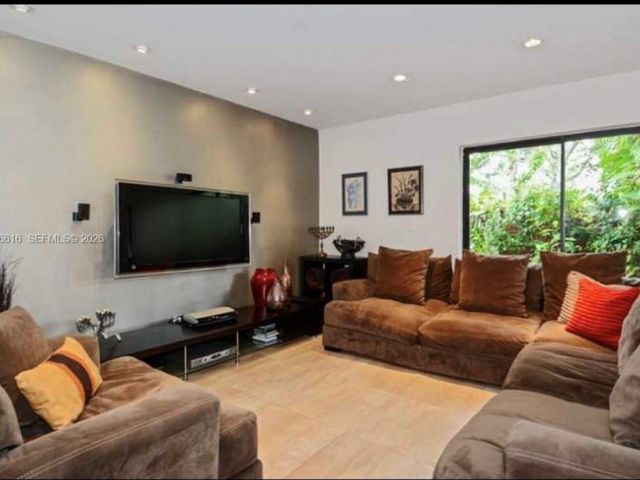 Home for rent at 2991 Lakewood Ln 329 - photo 7528250