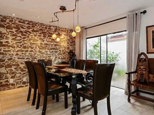 Home for rent at 2991 Lakewood Ln 329 - photo 7528253