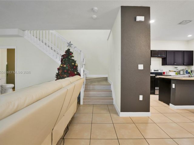 3-bedroom home for rent in Homestead - 101 NE 37th Pl 0 - MondialRealty