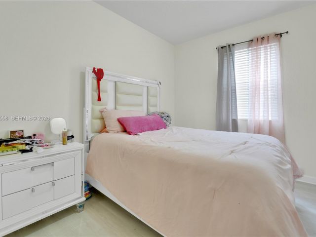 3-bedroom home for rent in Homestead - 101 NE 37th Pl 0 - MondialRealty