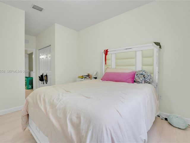 3-bedroom home for rent in Homestead - 101 NE 37th Pl 0 - MondialRealty
