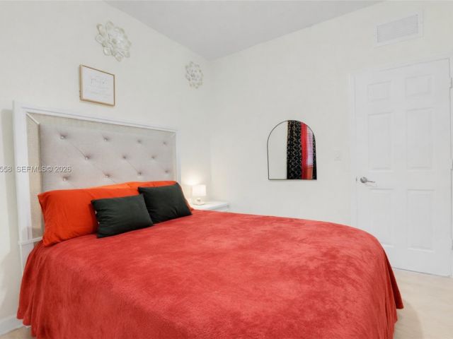 3-bedroom home for rent in Homestead - 101 NE 37th Pl 0 - MondialRealty